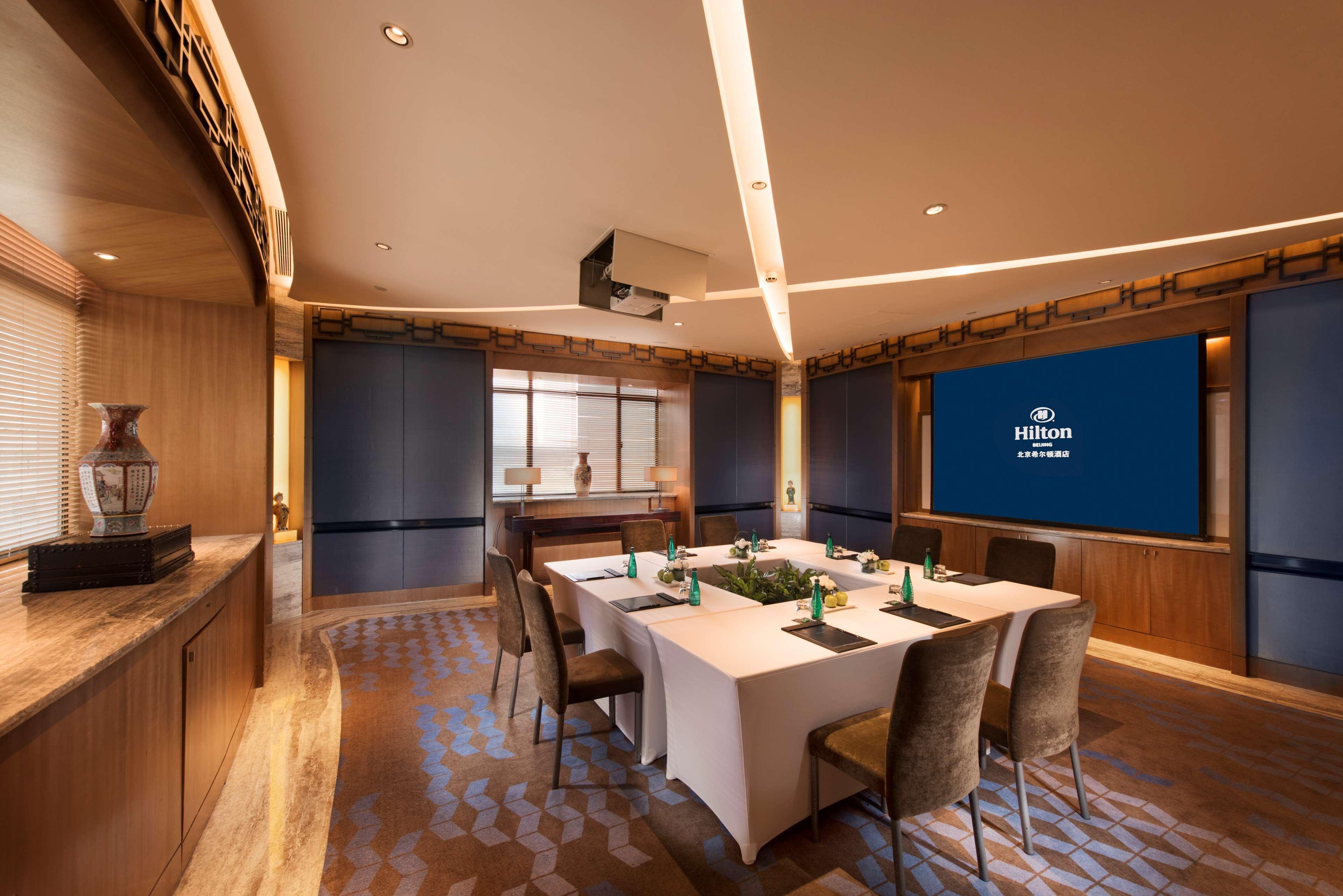 Hilton Beijing Hotel Bagian luar foto