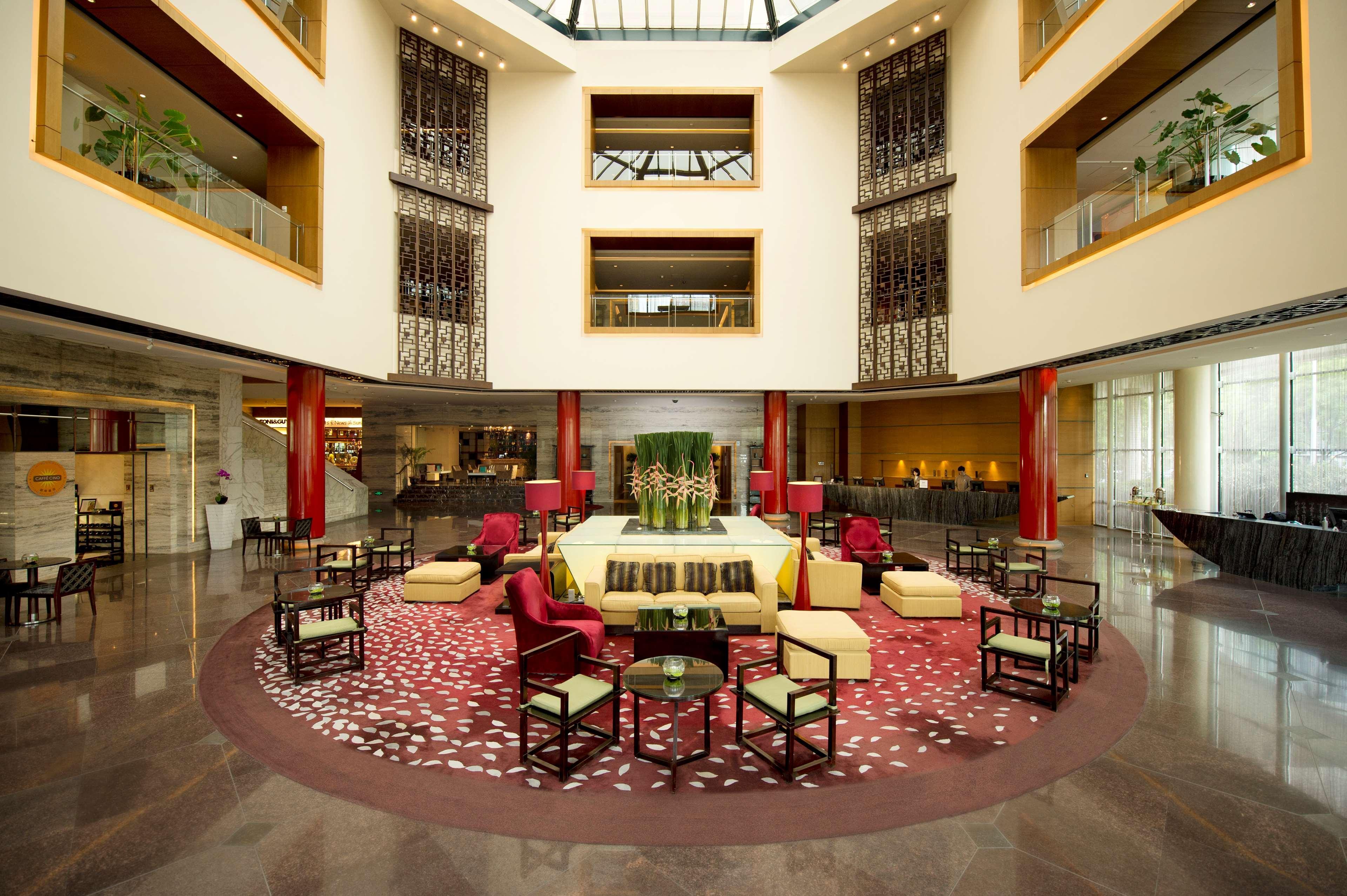 Hilton Beijing Hotel Bagian luar foto