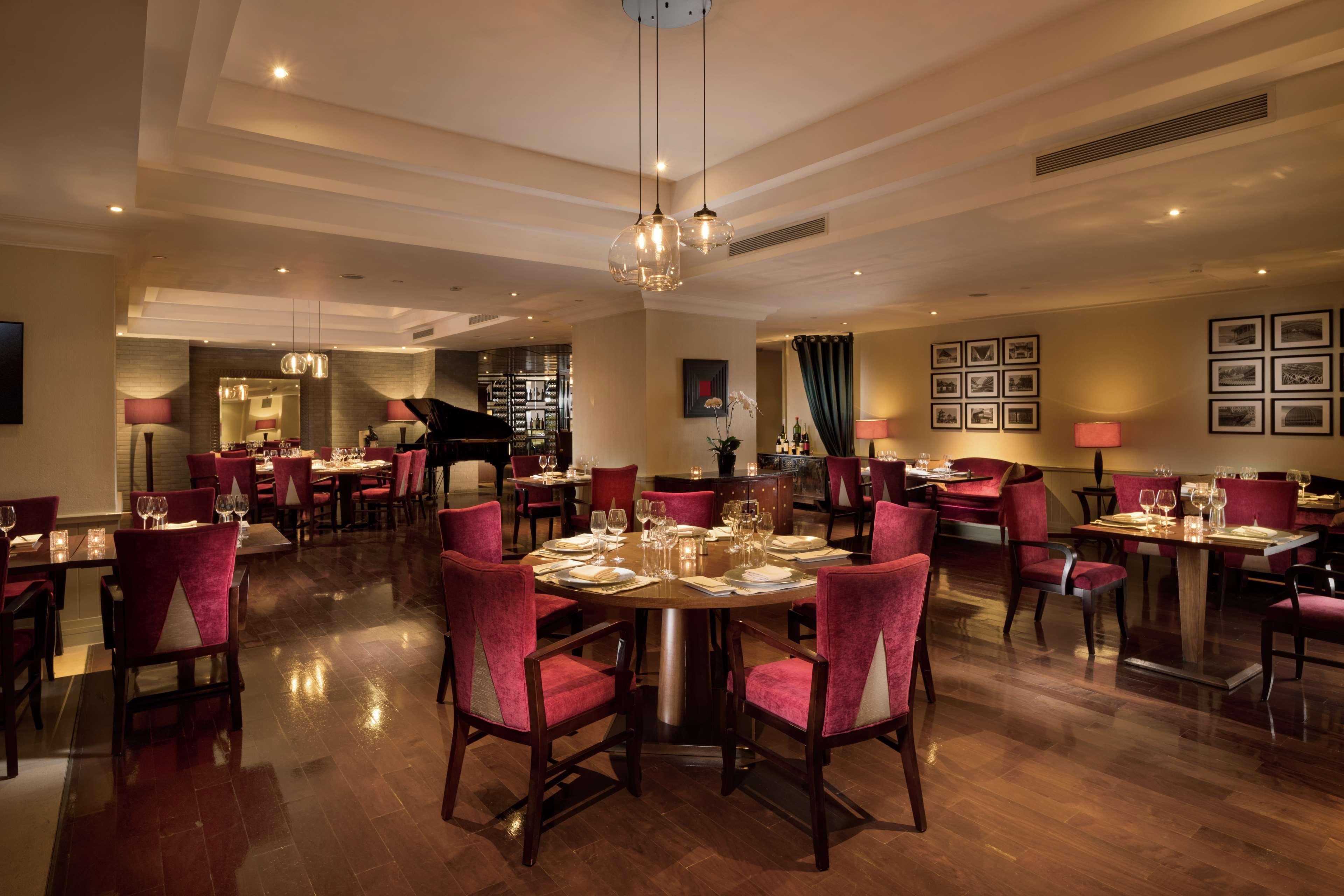 Hilton Beijing Hotel Bagian luar foto