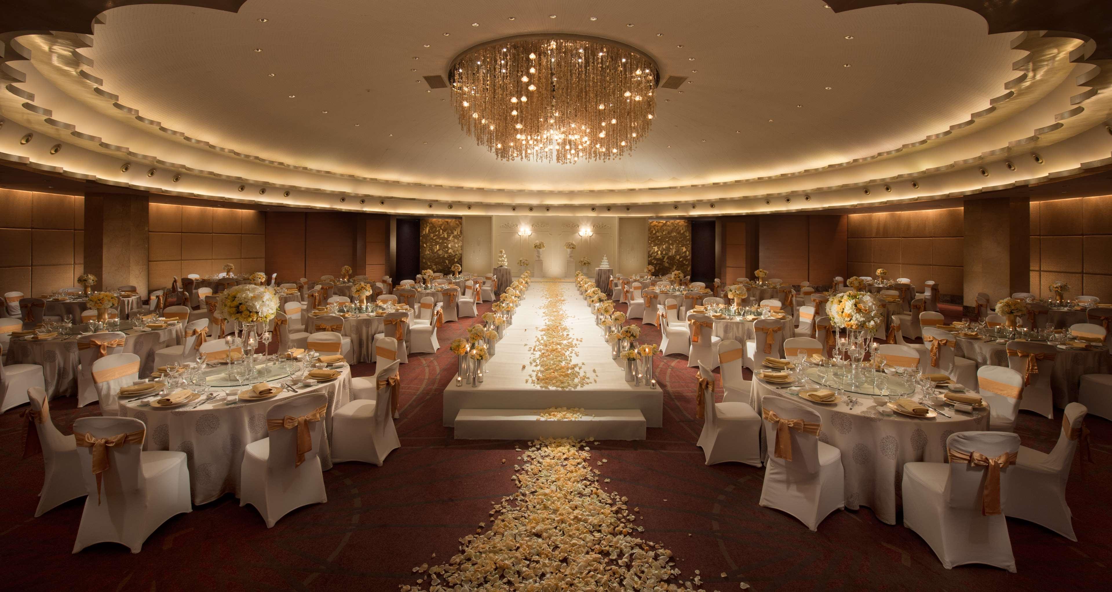 Hilton Beijing Hotel Bagian luar foto