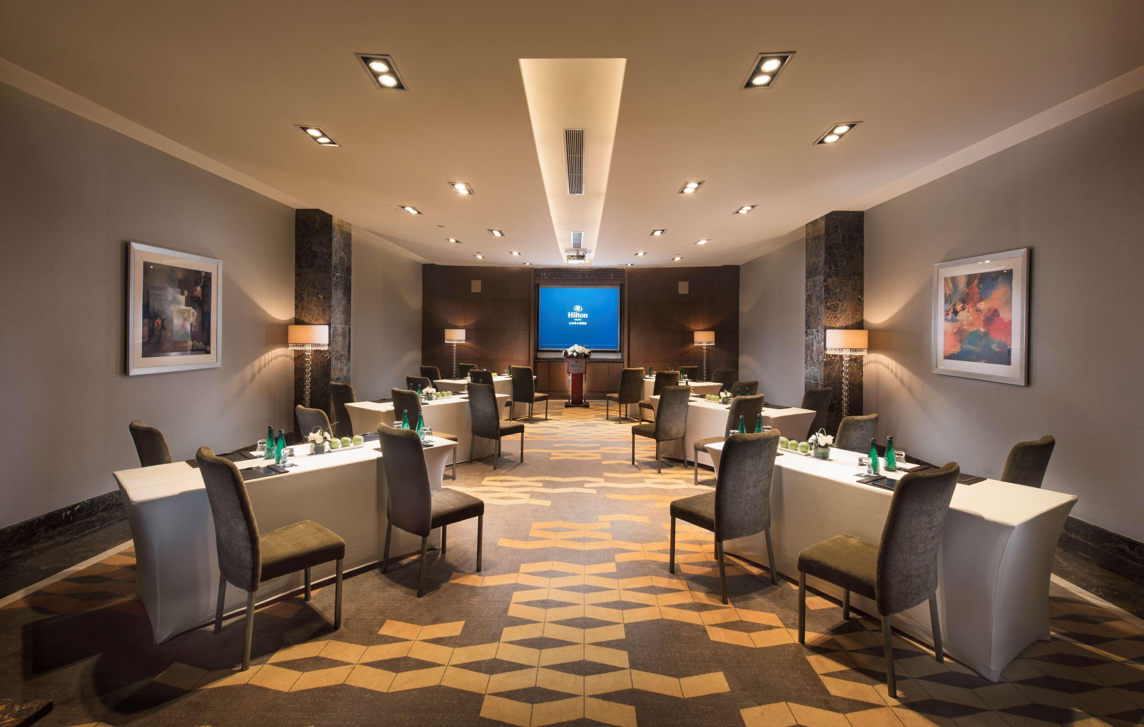 Hilton Beijing Hotel Bagian luar foto