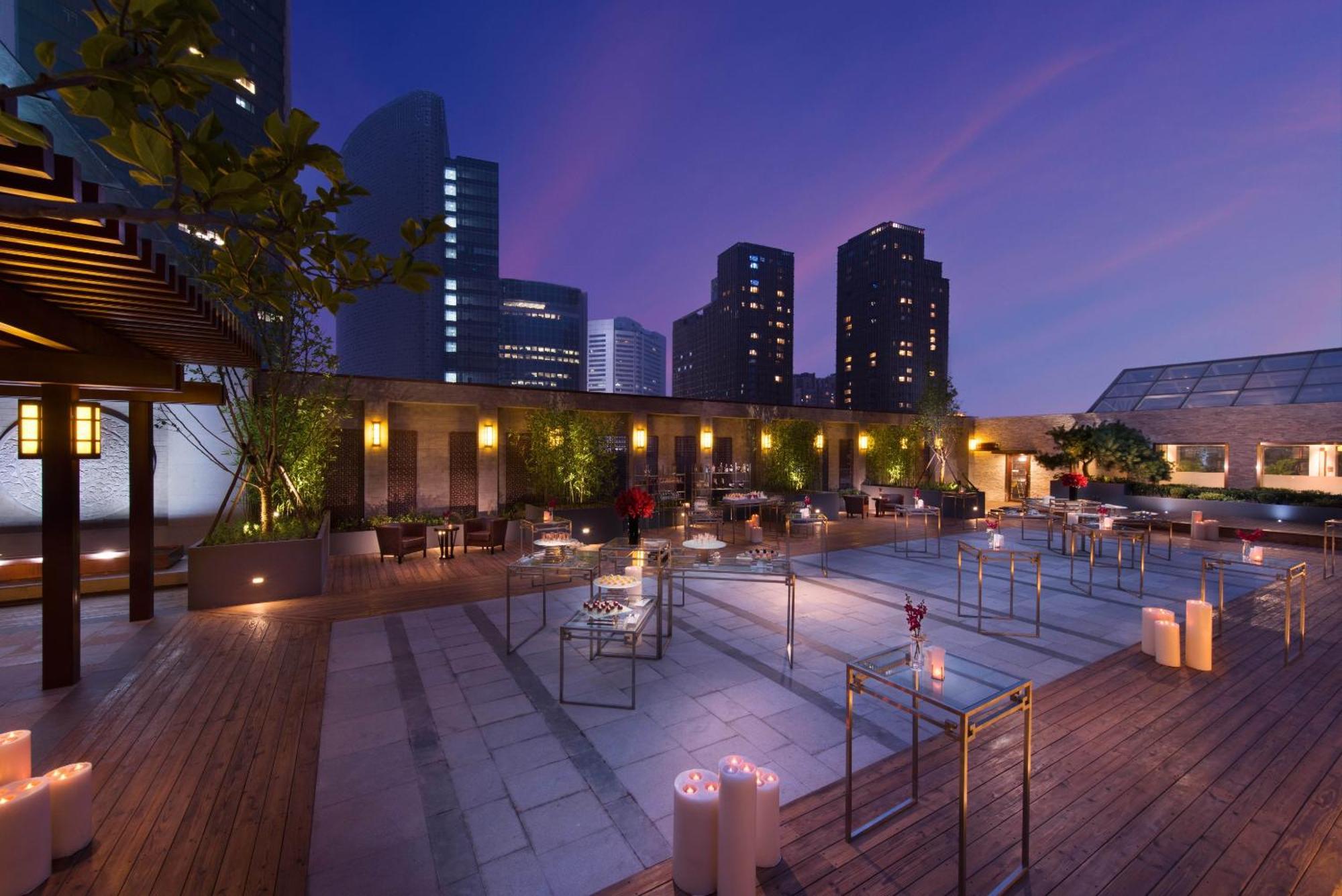 Hilton Beijing Hotel Bagian luar foto